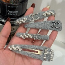 С���L�����荻�ɫë���l�A�͹�С��������߅�A�W�t�߼��|��Ů