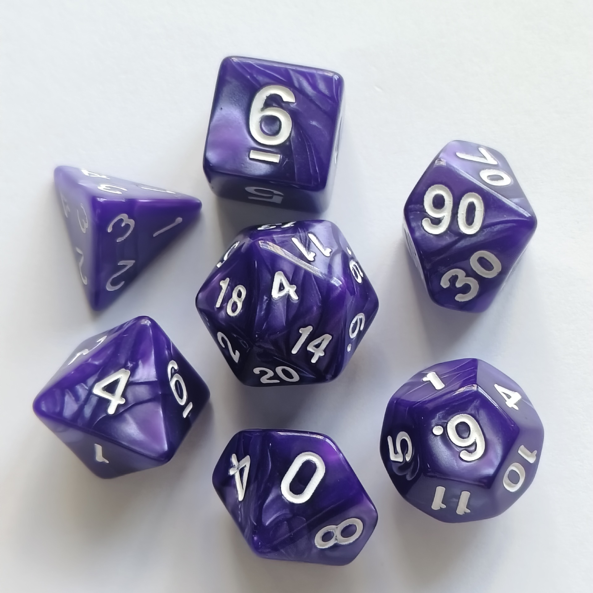 七个一套珍珠纹白油紫