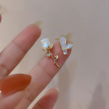 韩国新款不对称玫瑰花爱心耳钉小众设计法式复古耳环小巧精致镶钻