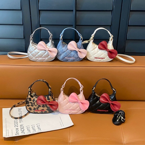 Cartoon Cat Crossbody Bag for Kidsren 2025 New Style Girl's Hand-Carrying Cute Little Girl Baby Outing Accessories Shoulder Bag