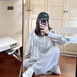 港风复古格子衬衫女年新款夏季设计感小众chic上衣外套春秋款开衫