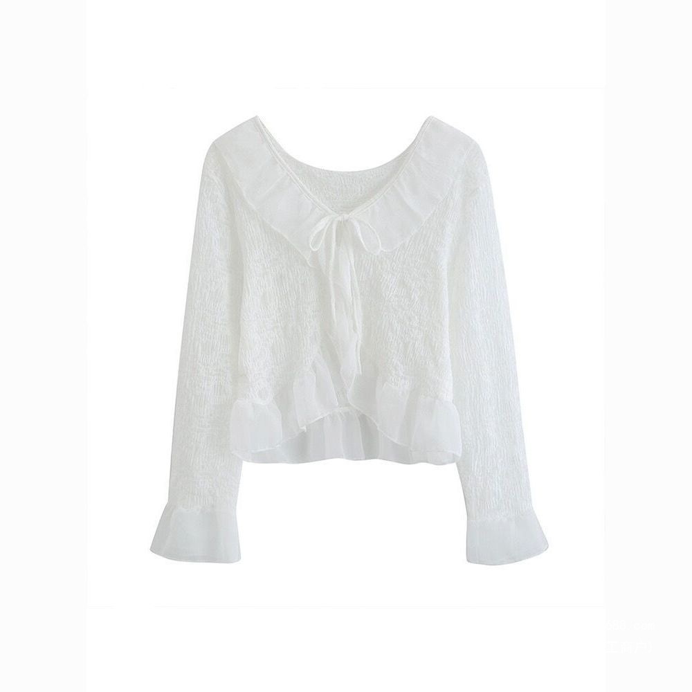 Sweet and refreshing lace sun protection cardigan for women, new summer style, elegant and youthful, perfect for pairing with a slip dress and layering as a shawl top.