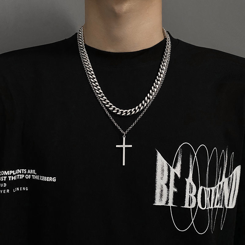 Collier croix double couche pour homme, style hip-hop européen et américain, tendance Instagram, design de niche, cubain_voghion.com