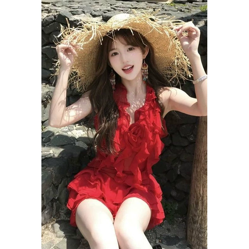 Красивая маленькая юбка, уникальная и красивая юбка А-силуэта, облегающая талию, праздничный красный костюм на подтяжках с рюшами и воротником-стойкой.