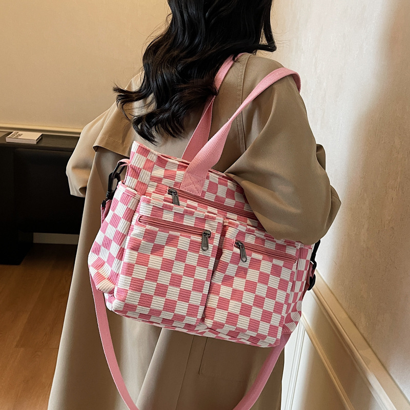 Autumn and Winter New Fashion Trend Versatile Large-Capacity Crossbody Bag Plaid Lightweight Casual Handbag Korean Style Crossbody Bag Autumn and Winter New Fashion Trend Versatile Large-Capacity Crossbody Bag Plaid Lightweight Casual Handbag Korean Style Crossbody Bag