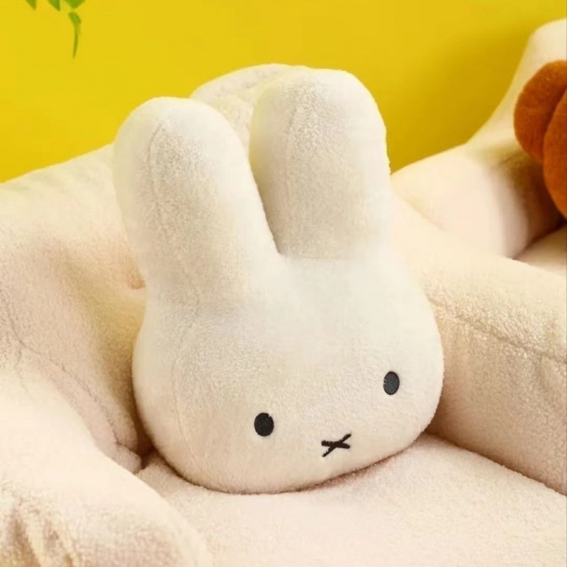 ミッフィー ウサギの頭の人形 かわいいぬいぐるみ枕 男性と女性用 ベッド スリーピング ソファ クッション 誕生日ギフト|undefined