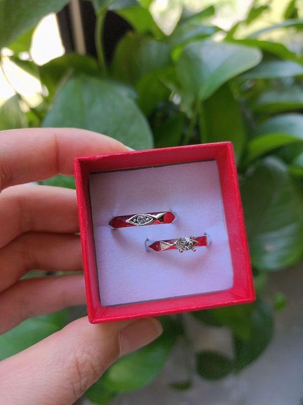 結婚祝い用品、ペアリング、模造ダイヤモンドリング、結婚式の小道具、結婚指輪、カップルリング、開口部が調整可能なペア|undefined