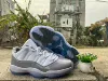 AJ11, низкий, белый/серый