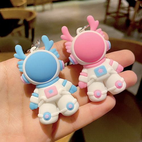Wholesale Cartoon Space Rabbit Car Keychain Cute Creative Backpack Pendant Astronaut Bag Pendant Small Gift