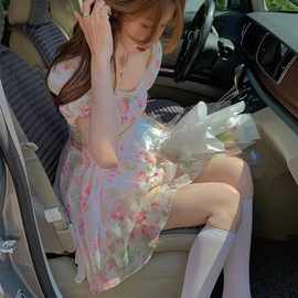 春夏季感碎花辣妹裙温柔法式ins超仙学生裙子新款2023连衣裙跨境