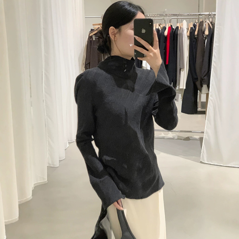 Love and Nancy Thirteen Lines 2026 Autumn Korean Style High-End Elegant Ruffled Collar Slim Fit Slightly Flared Sleeve Blouse 04858 Love and Nancy Thirteen Lines 2026 Autumn Korean Style High-End Elegant Ruffled Collar Slim Fit Slightly Flared Sleeve Blouse 04858