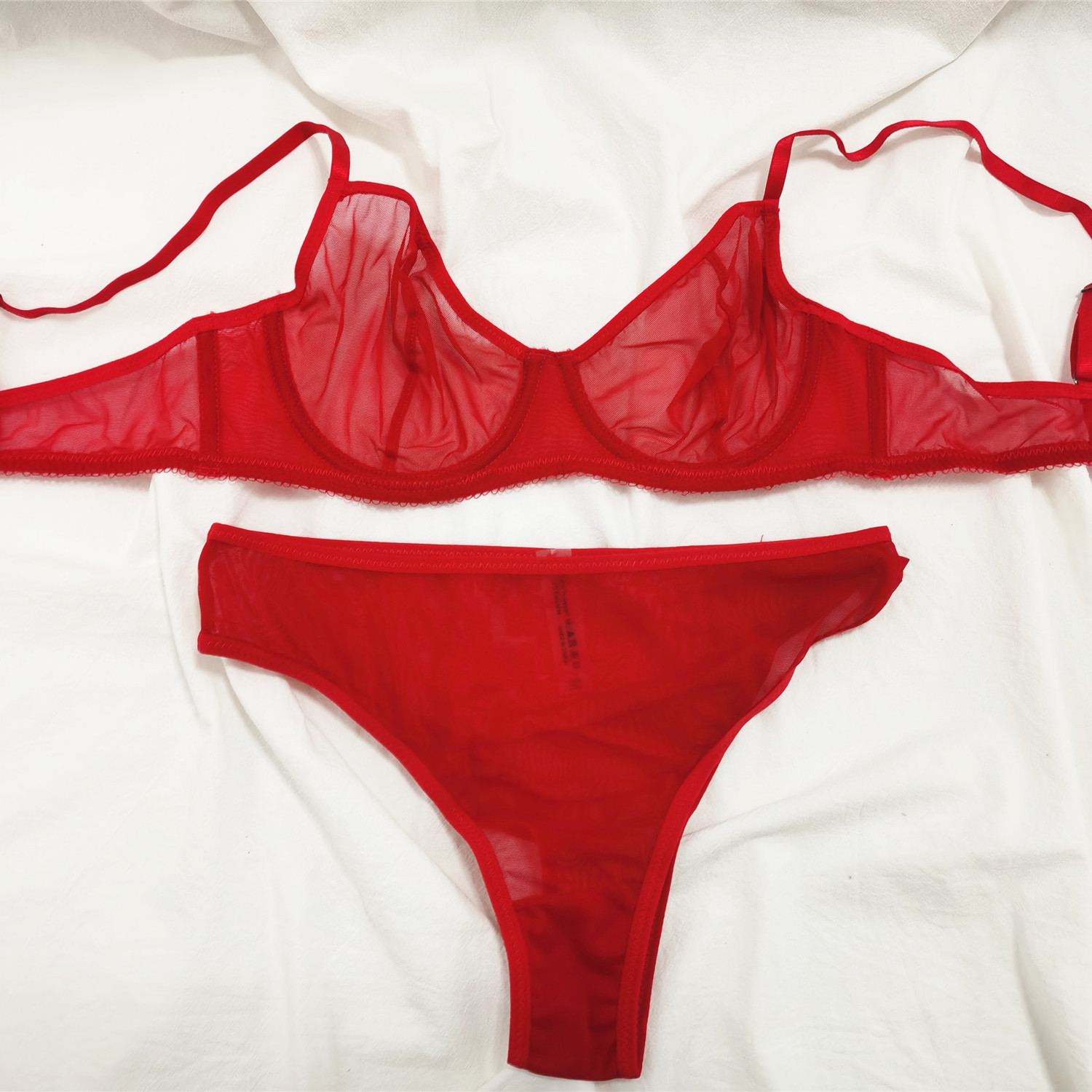 Nouvel ensemble de soutien-gorge sexy perspective, lingerie amusante pour femmes, soutien-gorge ultra-fin, porte-jarretelles, ensemble trois pièces_voghion.com