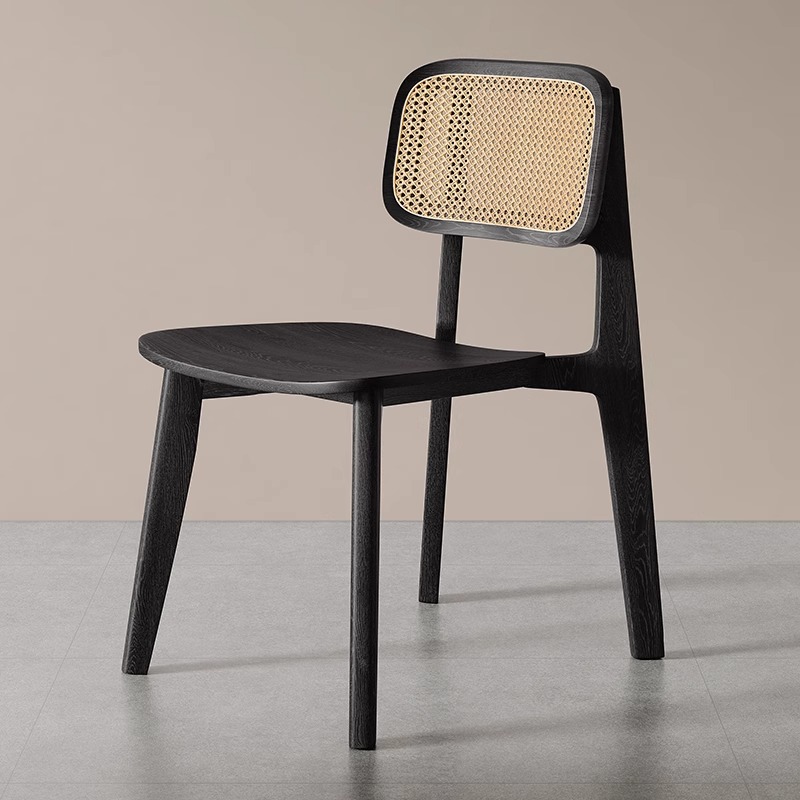 Silla de comedor de madera maciza de estilo antiguo 2024 nuevo estilo artístico Crema francesa Tejida de ratán Silla de abanico yi para el hogar