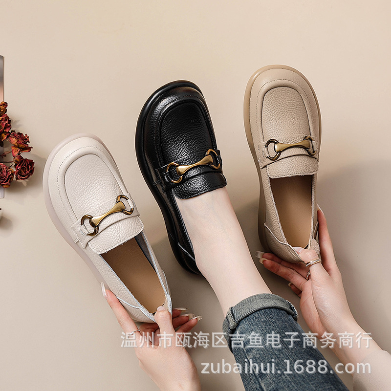 첫 번째 레이어 Cowhide 신발 한 다리 로퍼 봄과 가을 라운드 토 플랫 로우 힐 여성 신발 미끄럼 방지 향기로운 스타일 가죽 신발