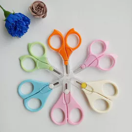 指甲锉;指甲刷;指甲剪/钳/刀