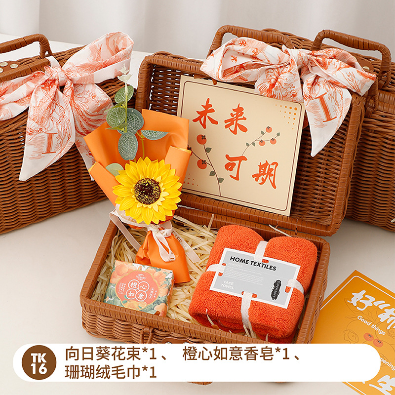 Regalos al por mayor para el Festival del Bote del Dragón Cesta de ratán práctica de alta gama Caja de regalo creativa Apertura de la empresa Actividades de celebración de la tienda Regalos de creación grupal