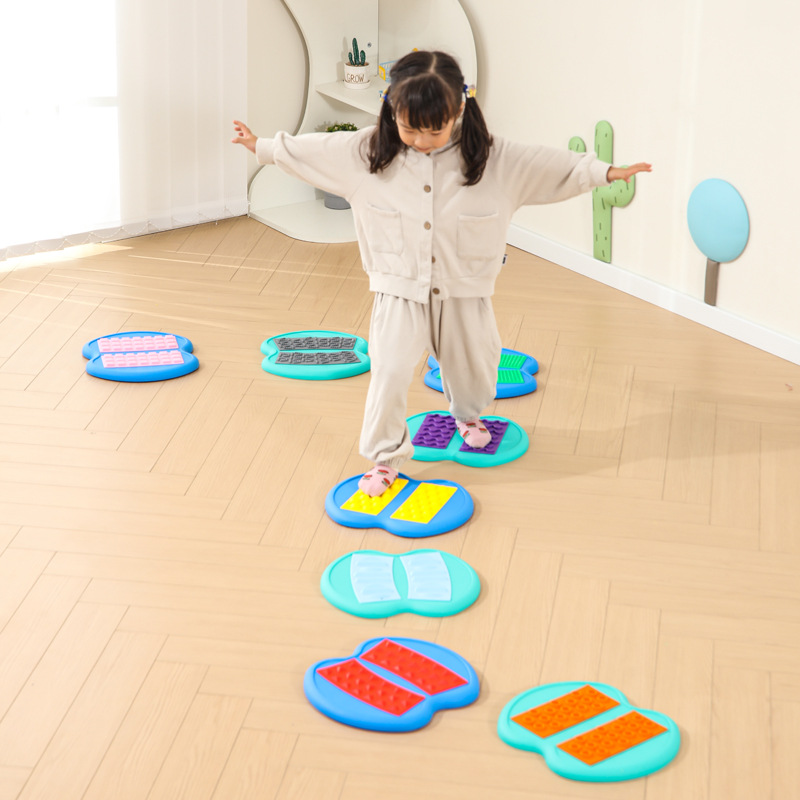 Ojos vendados emparejados placa táctil 88 placa táctil niño equipo de entrenamiento sensorial almohadilla de masaje hogar equilibrio cruzar el río piedra