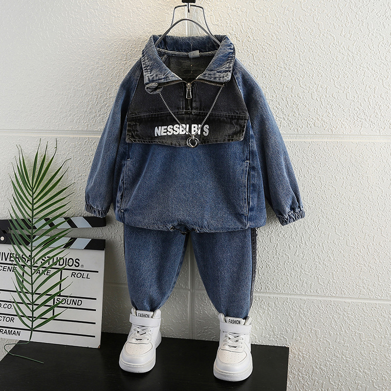 5982 Traje de mezclilla para niños Primavera y otoño 2024 Nuevo estilo de estilo occidental Ropa de calle frita para bebés Traje de dos piezas de otoño para niños