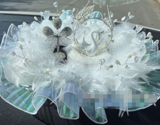 Decoraciones de automóviles Camellia creativa nueva consola central de verano joyas de automóviles chicas decoración de plástico