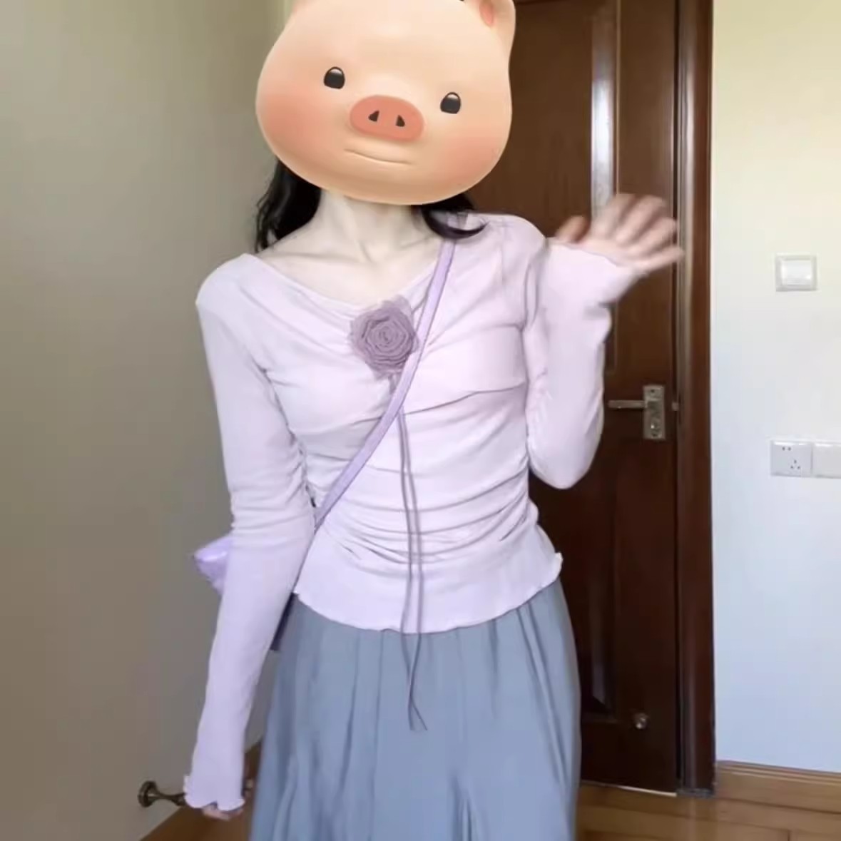 디자인 센스 3 차원 꽃 탑 여성용 슬림 핏 세련된 작은 셔츠 가을과 겨울 새로운 틈새 기초 셔츠