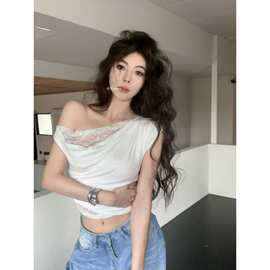 蕾丝拼接白色斜肩短袖T恤女夏季修身褶皱不规则辣妹显瘦短款上衣