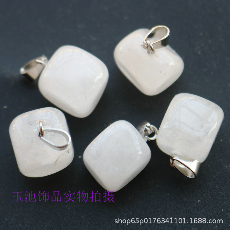 Colgante de cristal natural pequeño cuadrado rosa verde dongling ágata rojo colgante irregular pendientes collar accesorios diy