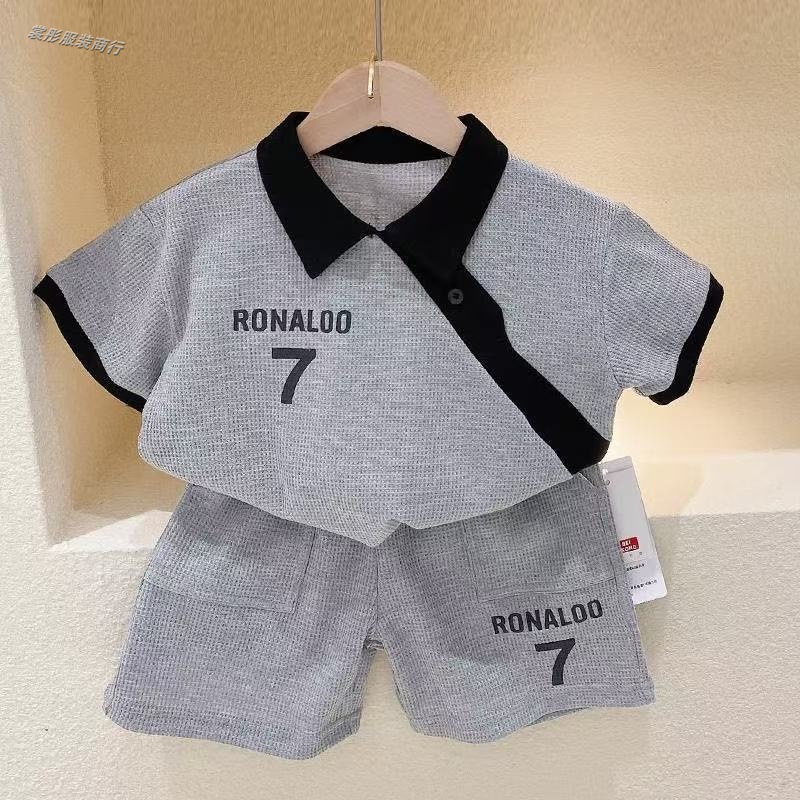 New summer stylish short-sleeved polo shirt set for boys and girls, perfect for toddlers and babies.