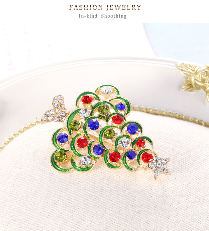 New Retro Diamond-encrusted Christmas Tree Brooch Christmas Series Spot Wholesale display picture 8