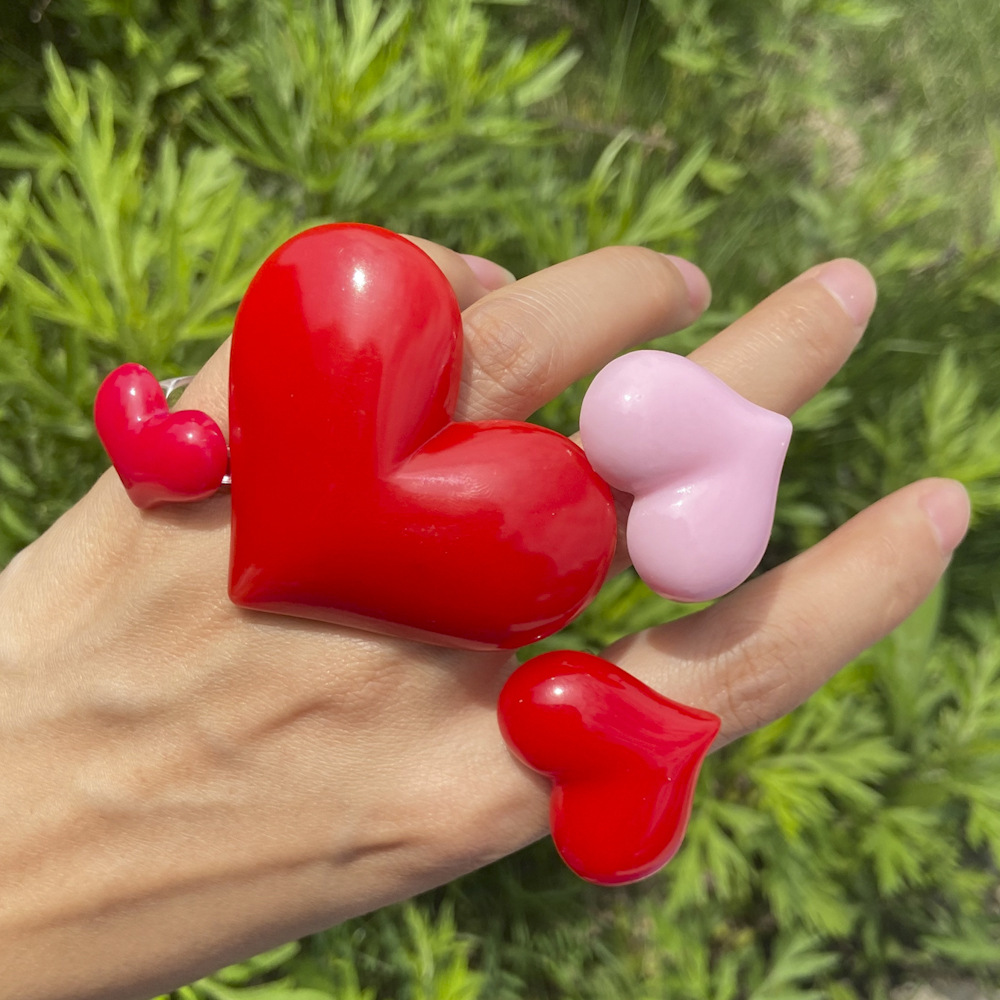 Wholesale Jewelry Solid Color Heart Resin Ring Nihaojewelry display picture 2