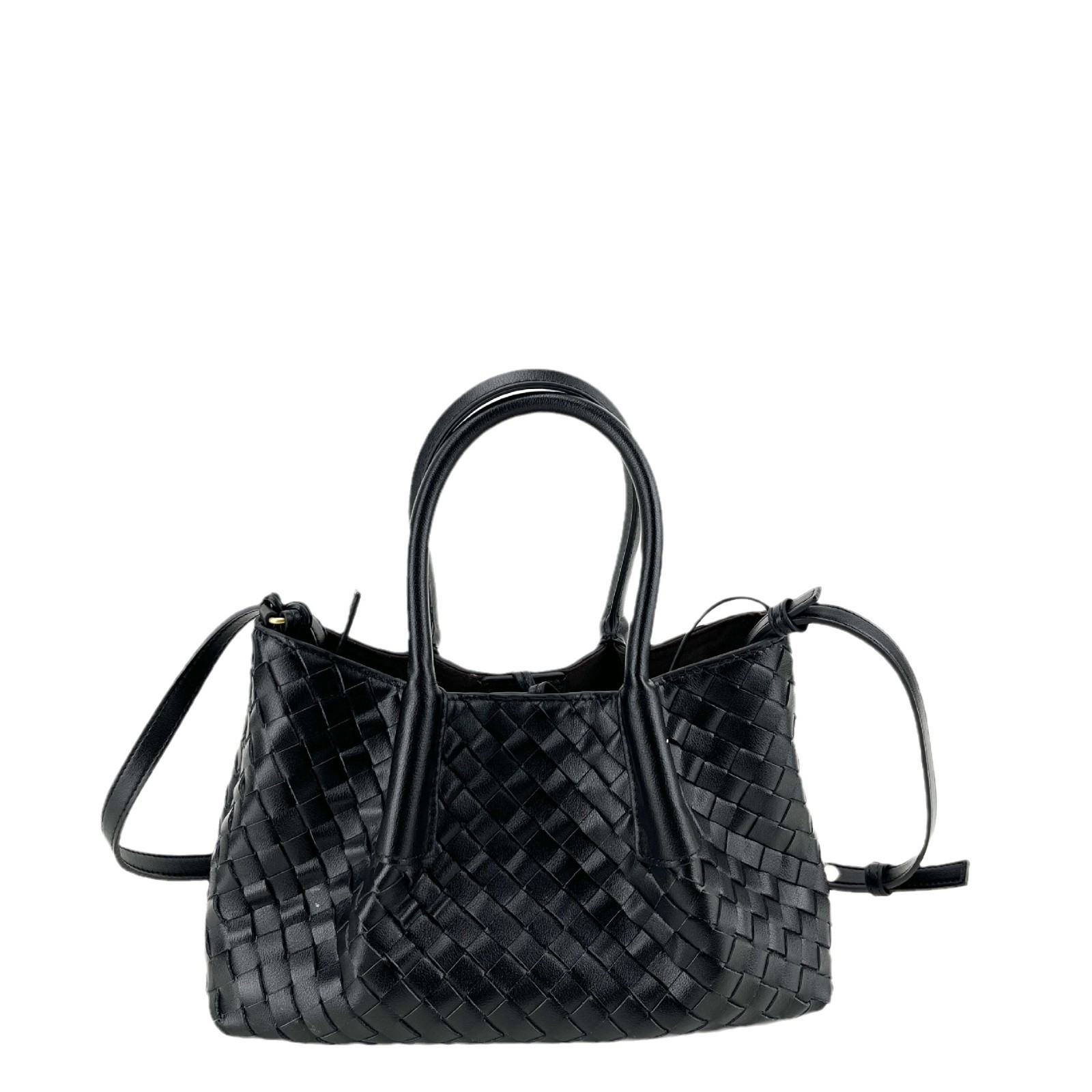 2025 New Cowhide Woven Handbag Niche Fashion Shoulder Crossbody Bag Women's Banquet Envelope Bag - Thumbnail 5