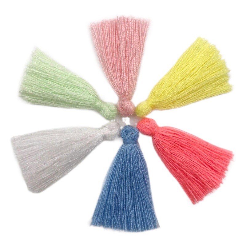 Spot wholesale color 3cm cotton thread small tassel handmade DIY hanging spike hanging spike clothing accessories small cotton thread tassel