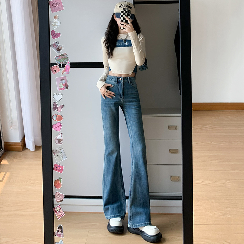 秋季新款高腰皮牌小众设计立体剪裁显高显瘦修饰腿型喇叭牛仔裤女