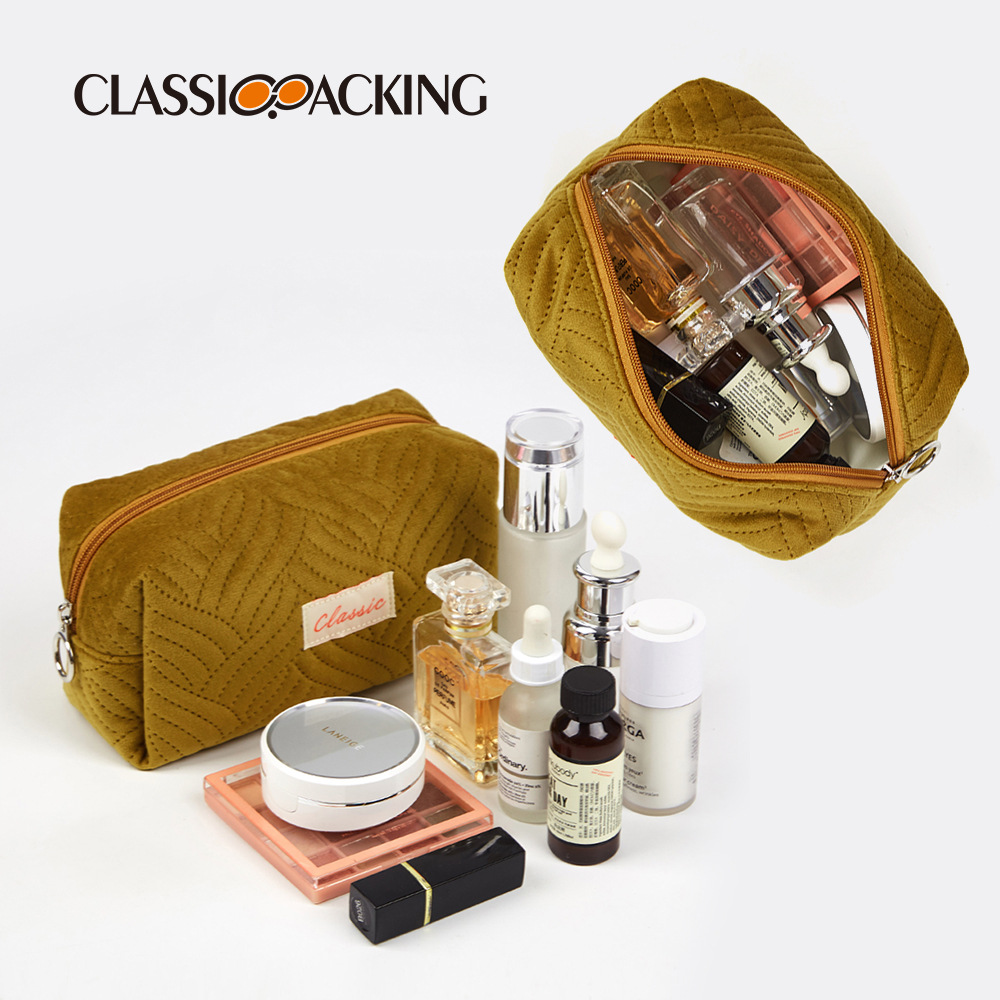 Bolsa de almacenamiento de cosméticos portátil coreano con logotipo impreso Bolsa de lavado de material de franela al por mayor de fábrica