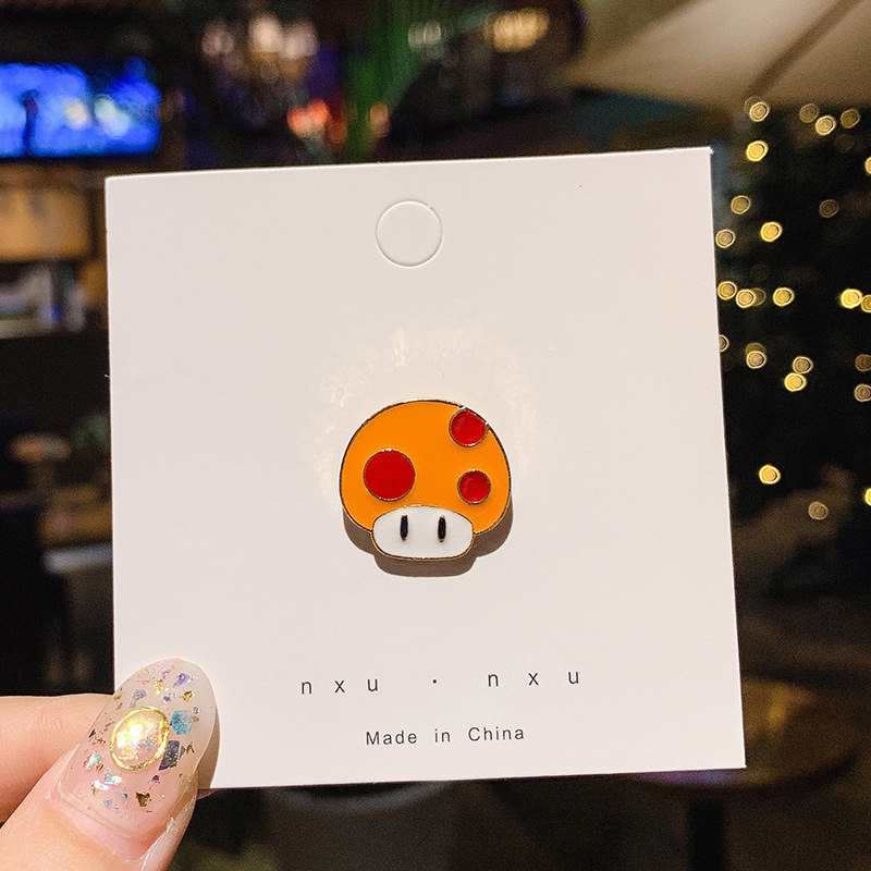Inswind broche de dibujos animados japoneses accesorios femeninos adorables pin insignia personalidad simple anti-drift pin