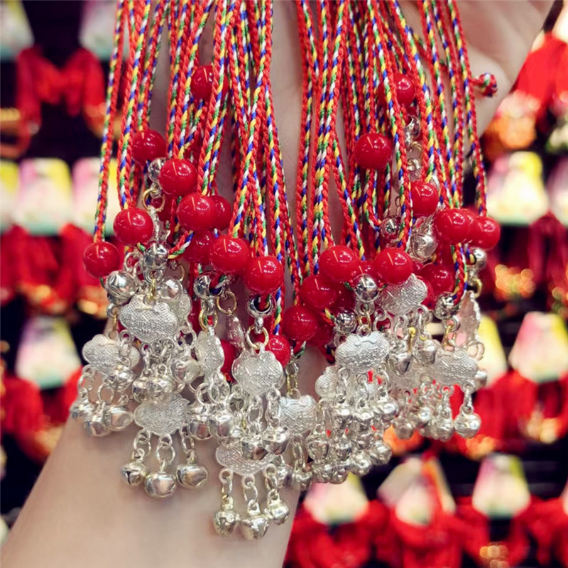 Hand-Woven Red String Bracelet with Ethnic Style for the Dragon Boat Festival, Long-Lasting Good Luck and Safety, Cat Head Pull-Out Bracelet Wholesale
