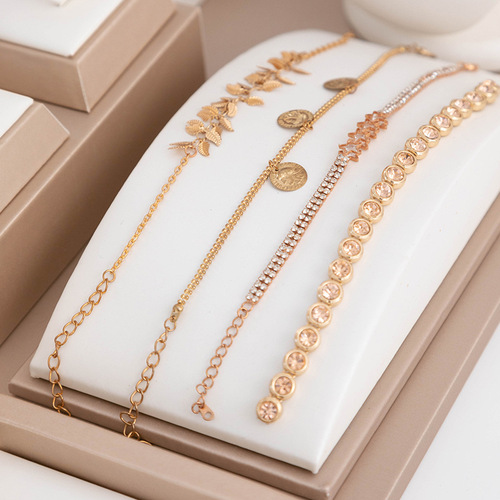 Bracelet display stand display bracelet plate commercial jewelry display stand live jewelry tray jewelry display props