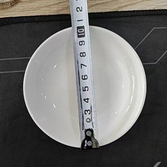 Tazón de cerámica blanca estilo nórdico lujo ligero, diseño japonés – para arroz, sopa y fideos, alta estética.