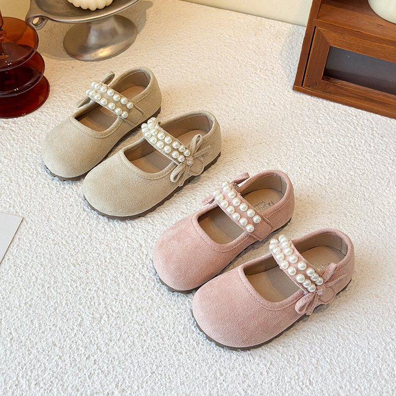 Zapatos de cuero de perlas de niñas 2025 primavera y otoño nuevos bebés femeninos con suela suave zapatos princesa marizhen zapatos de moda para niños