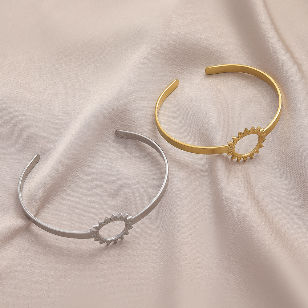 12g Weight Bangle Classification 1 Piece Quantity Daily Occasion Stainless Steel Material Geometric, Eye Pattern Unisex Gender Plating Design Simple Style Style Geometric Eye Stainless Steel Simple Style Bangle 90