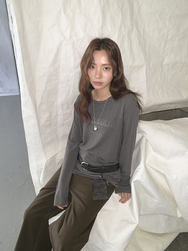 广州十三行2025秋韩风复古字母印花宽松遮肉休闲百搭长袖T恤03129|undefined