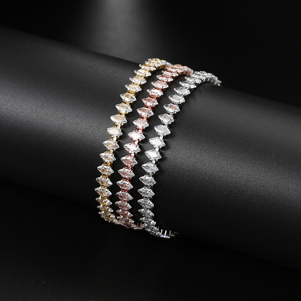 10g Weight Zircon Inlay Material Bracelets Classification 1 Piece Quantity Daily Occasion Copper Material Eye Pattern Women'S Gender Inlay Design Simple Style Style Simple Style Eye Copper Inlay Zircon Bracelets 1 Piece 8
