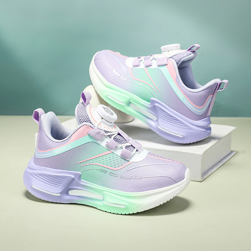 Fábrica directa de botón giratorio para niños zapatos de carrera primavera y otoño antideslizante para niños y niñas zapatos deportivos transpirables ligeros al aire libre cómodos