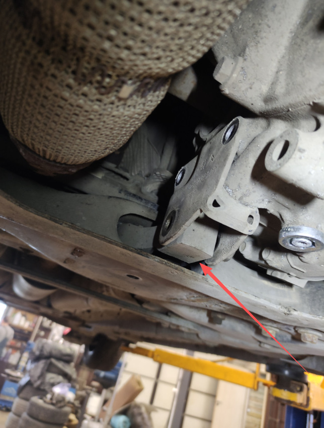 9811786680 engine mount is suitable for Peugeot Partner, Citroën Berlingo, Fiat, and Opel