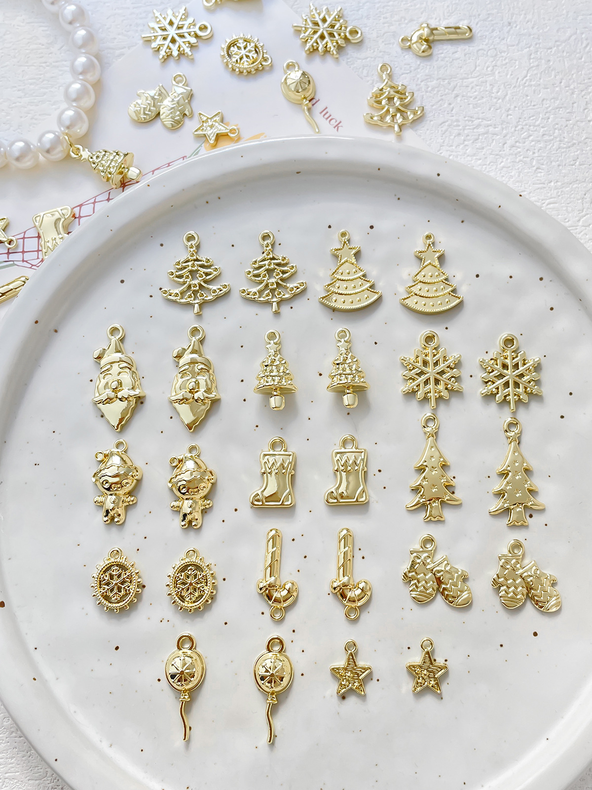 1 Piece Simple Style Tree Balloon Snowflake Alloy Plating Jewelry Accessories display picture 4