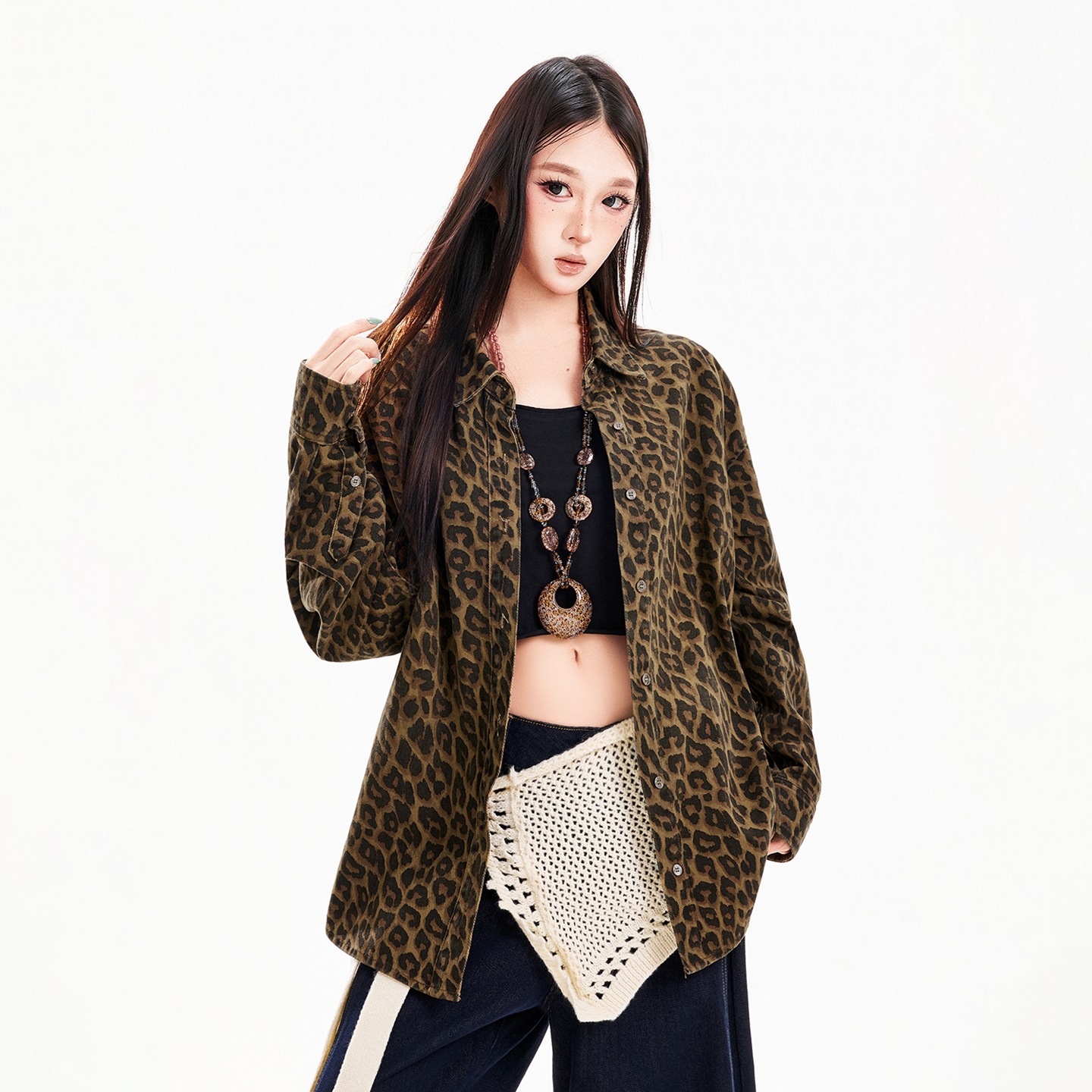 2026 Autumn Women's Long-Sleeved Loose Leopard Print Denim Jacket, American Retro Style