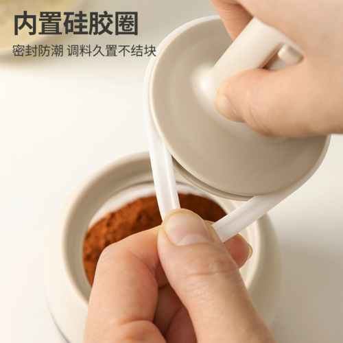 Integrated spoon lid retractable seasoning jar kitchen household commercial sealed moisture-proof barbecue cumin chicken essence glass seasoning bottle