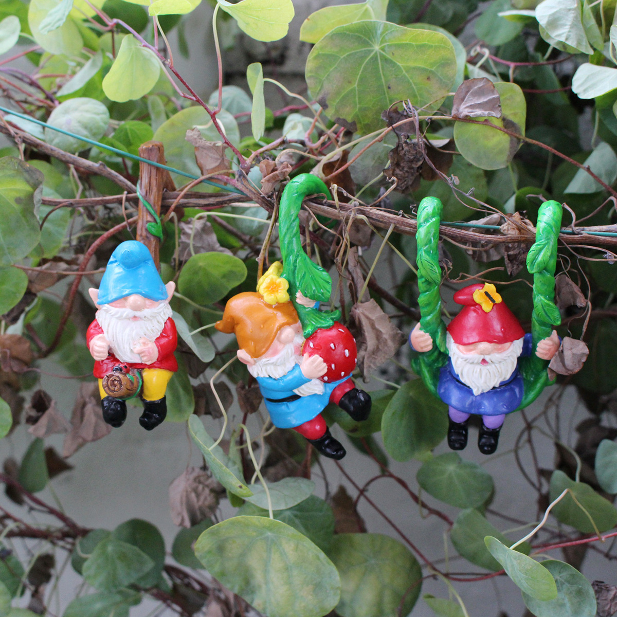  New Resin Swing Dwarf Pendant Creative Outdoor Garden Gnome Micro Landscape Decorations Hanging Potted Plant