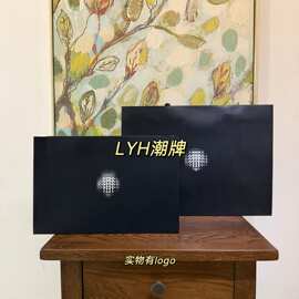 迪桑忒特纸袋 DESCT专柜黑色购物袋原装正品冲锋衣鞋服包装袋批发