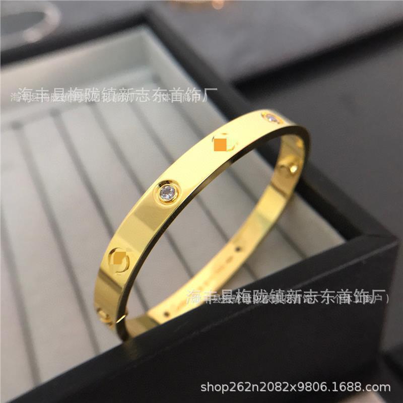 Kajia ブレスレット 厚い 18K ゴールドメッキ ナローバージョン フルダイヤモンド 6 ダイヤモンド 4 ダイヤモンド 光沢のあるベビーブレス クラシック ブレスレット 男性と女性用 ゴールドメッキ|undefined