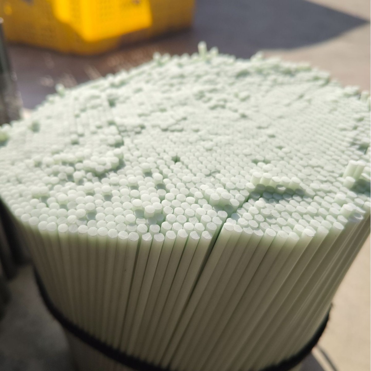 厂家直销玻璃纤维风筝杆 轻便防折断户外运动风筝支架多规格批发